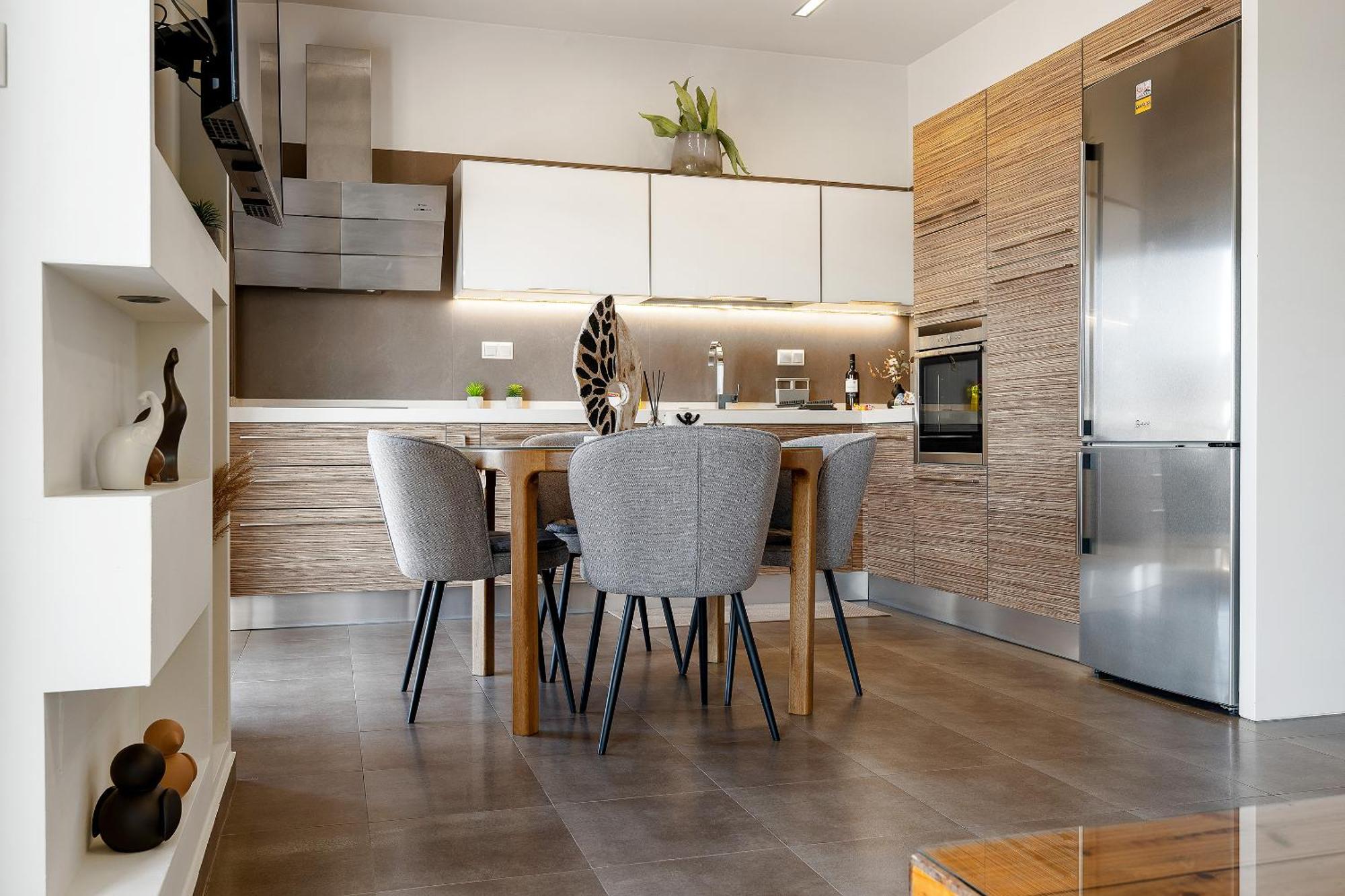Ioanna Bayview Luxury Apartment 依拉佩特拉 外观 照片