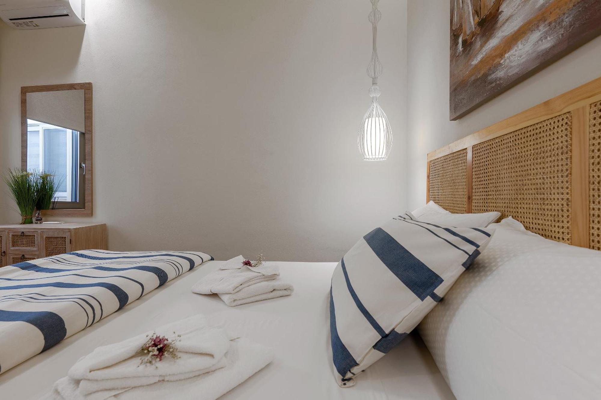 Ioanna Bayview Luxury Apartment 依拉佩特拉 外观 照片