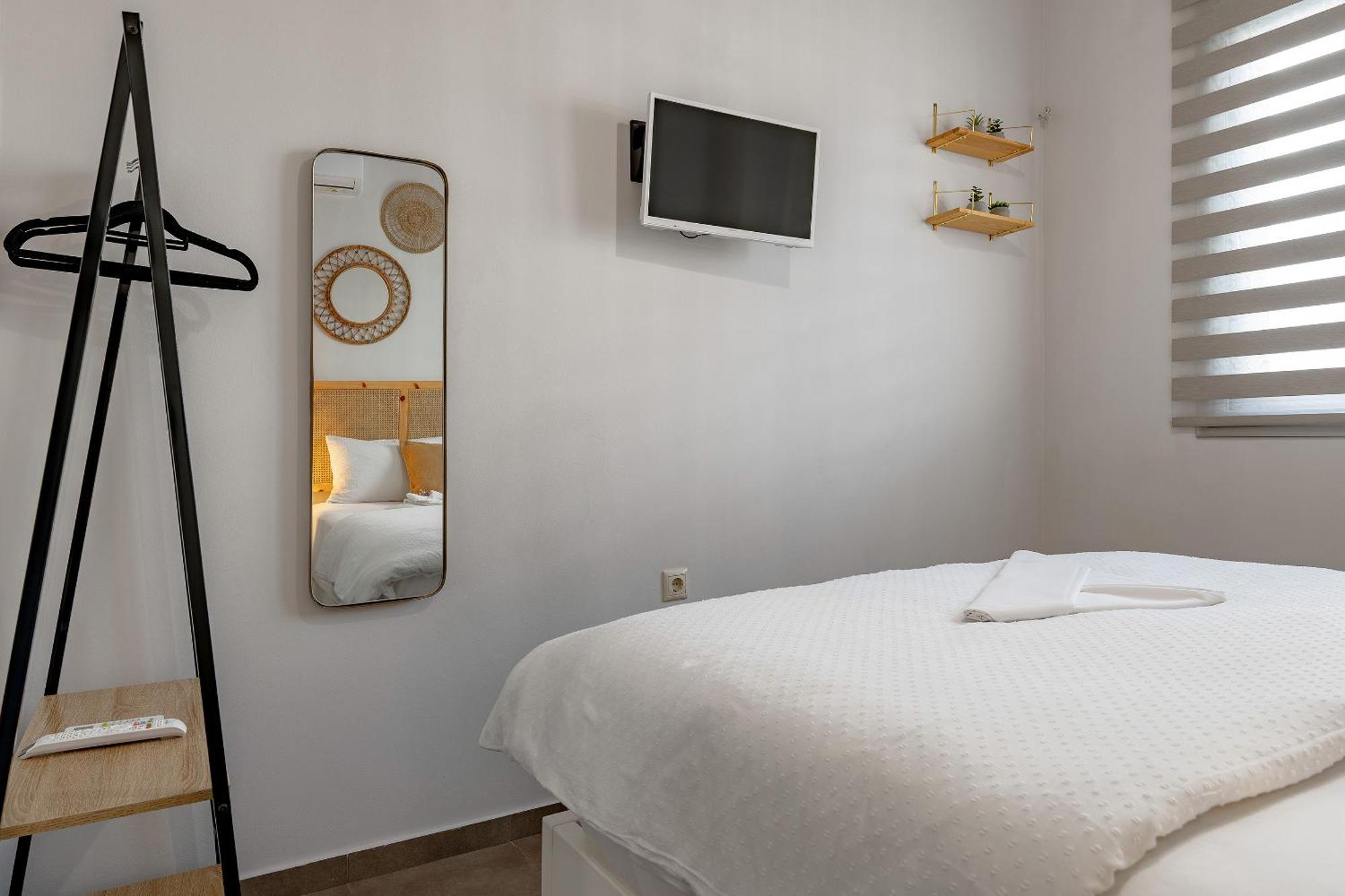 Ioanna Bayview Luxury Apartment 依拉佩特拉 外观 照片